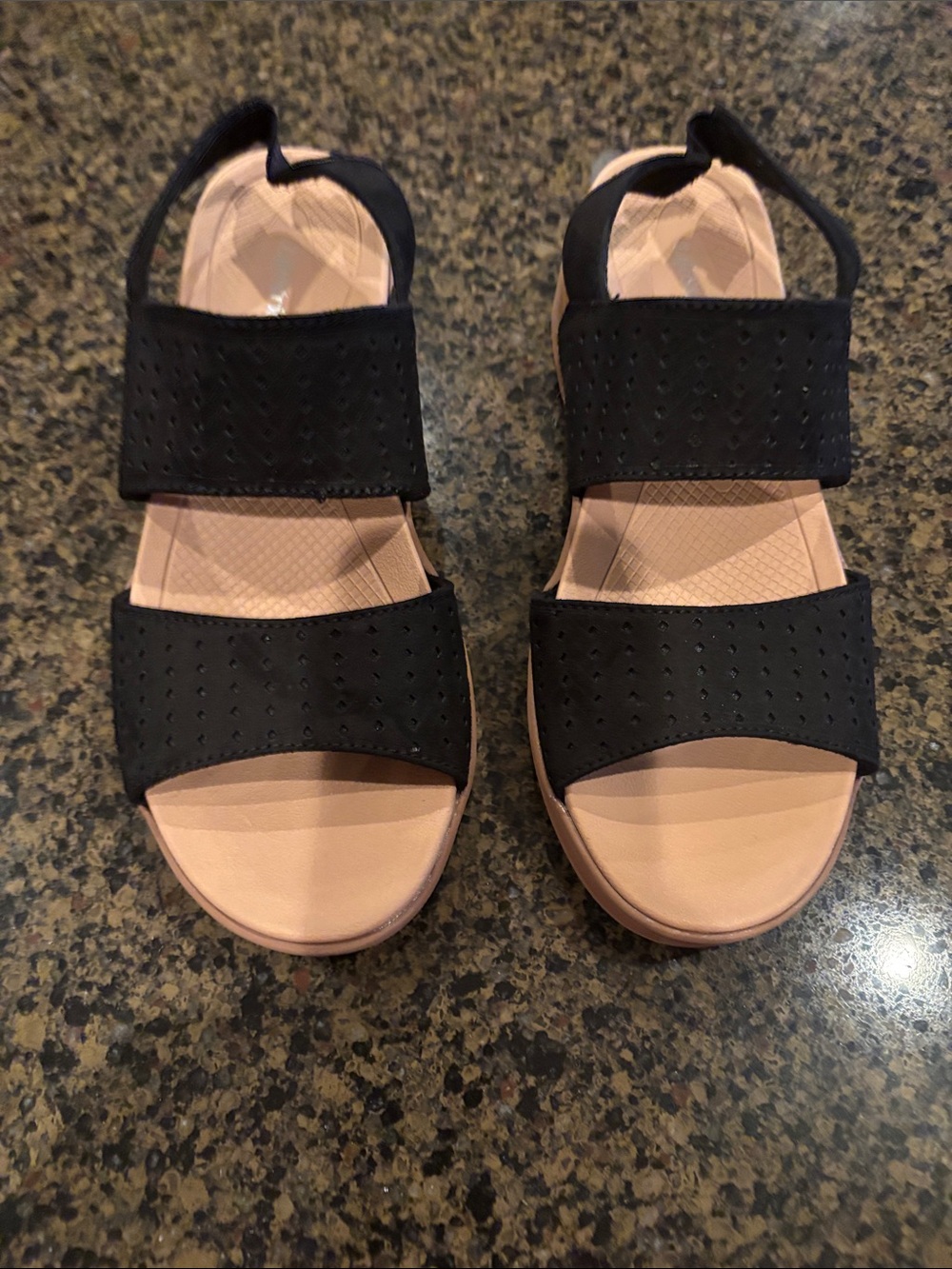 Bzees Lifestride Airstep Black size 7. $ 35